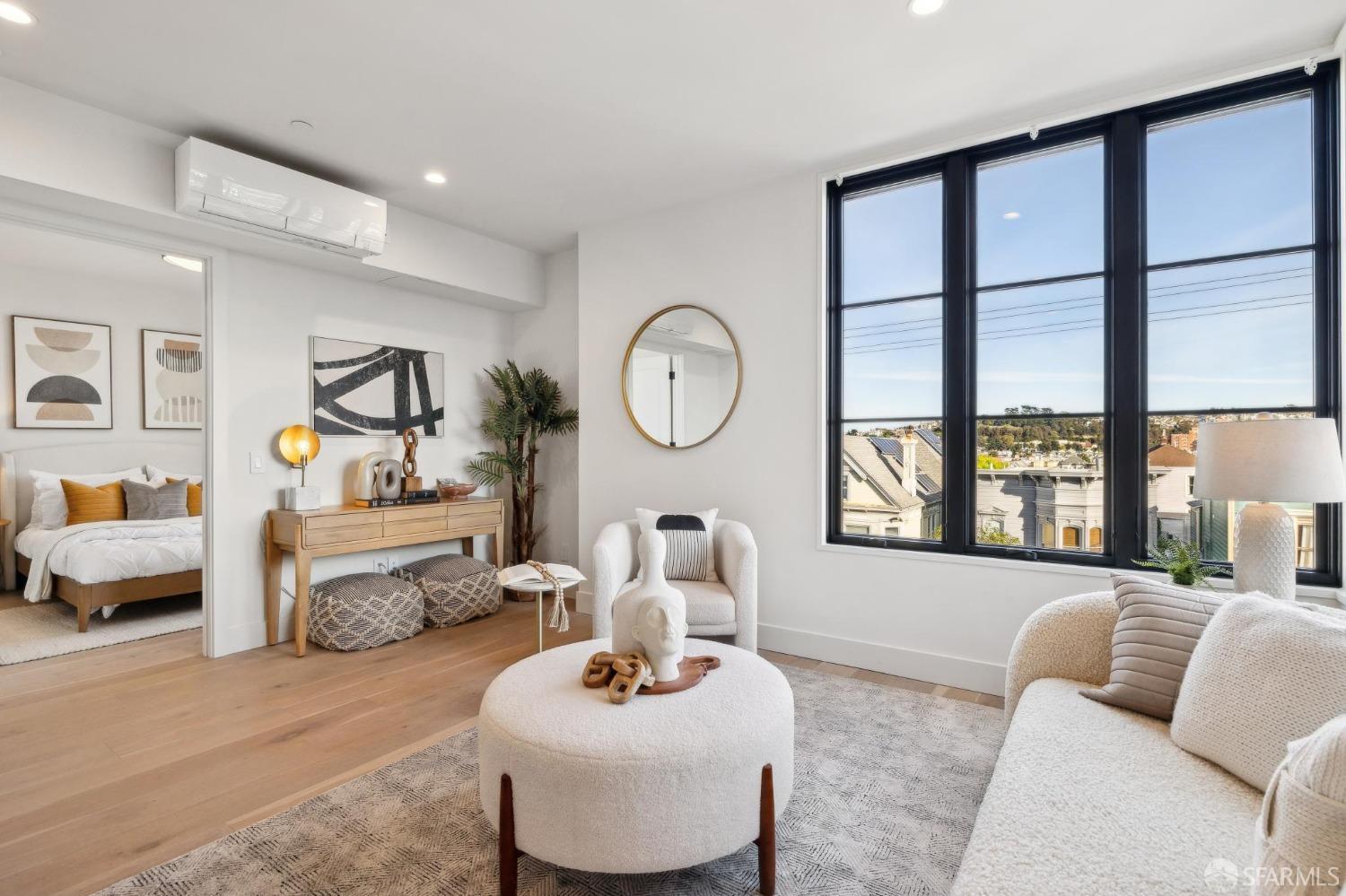 986 South Van Ness Avenue # 401