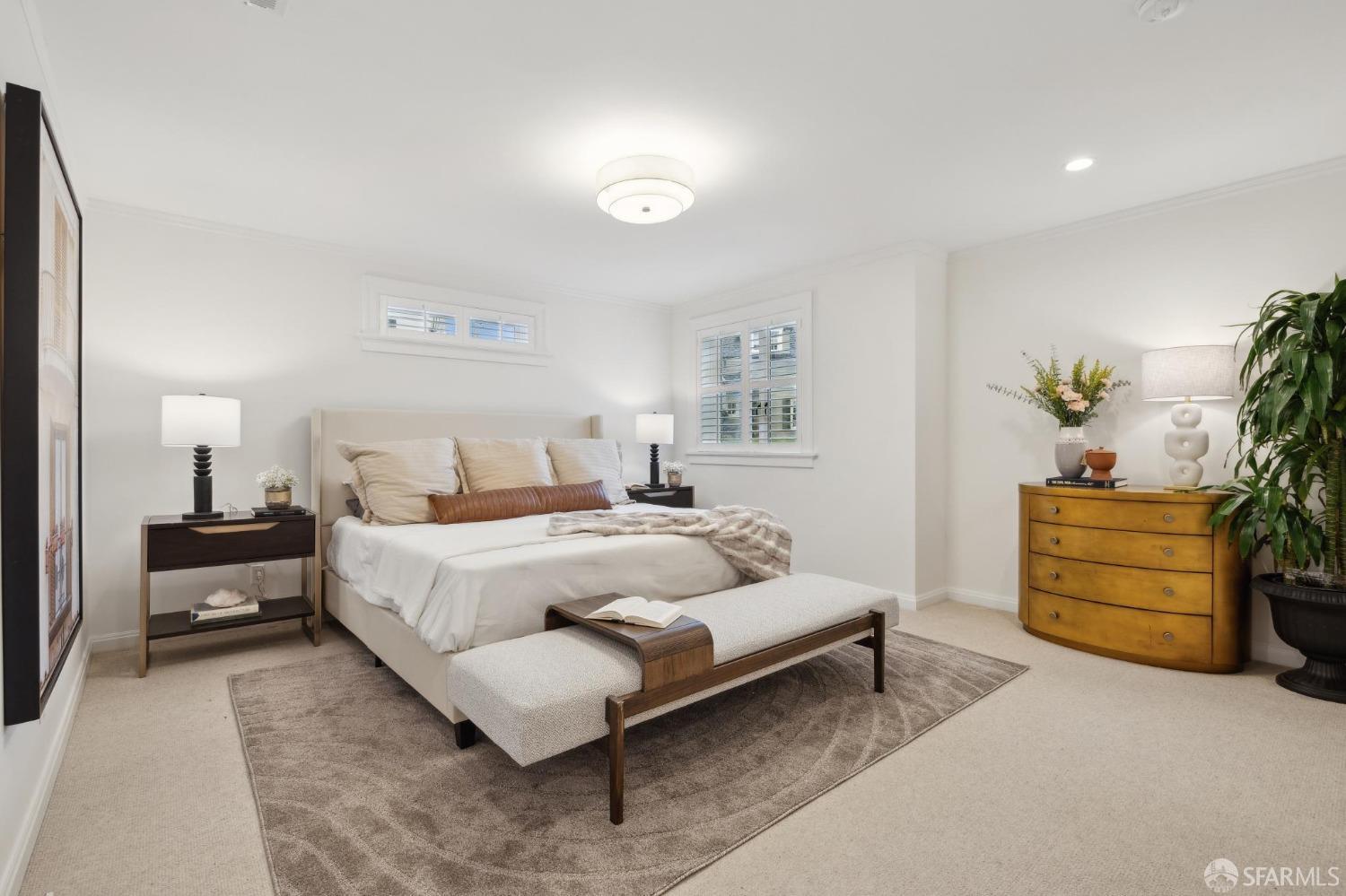 305 Juanita Way