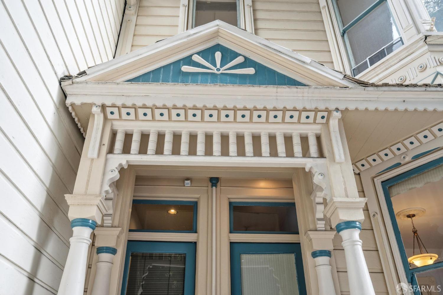 527-529 Noe Street