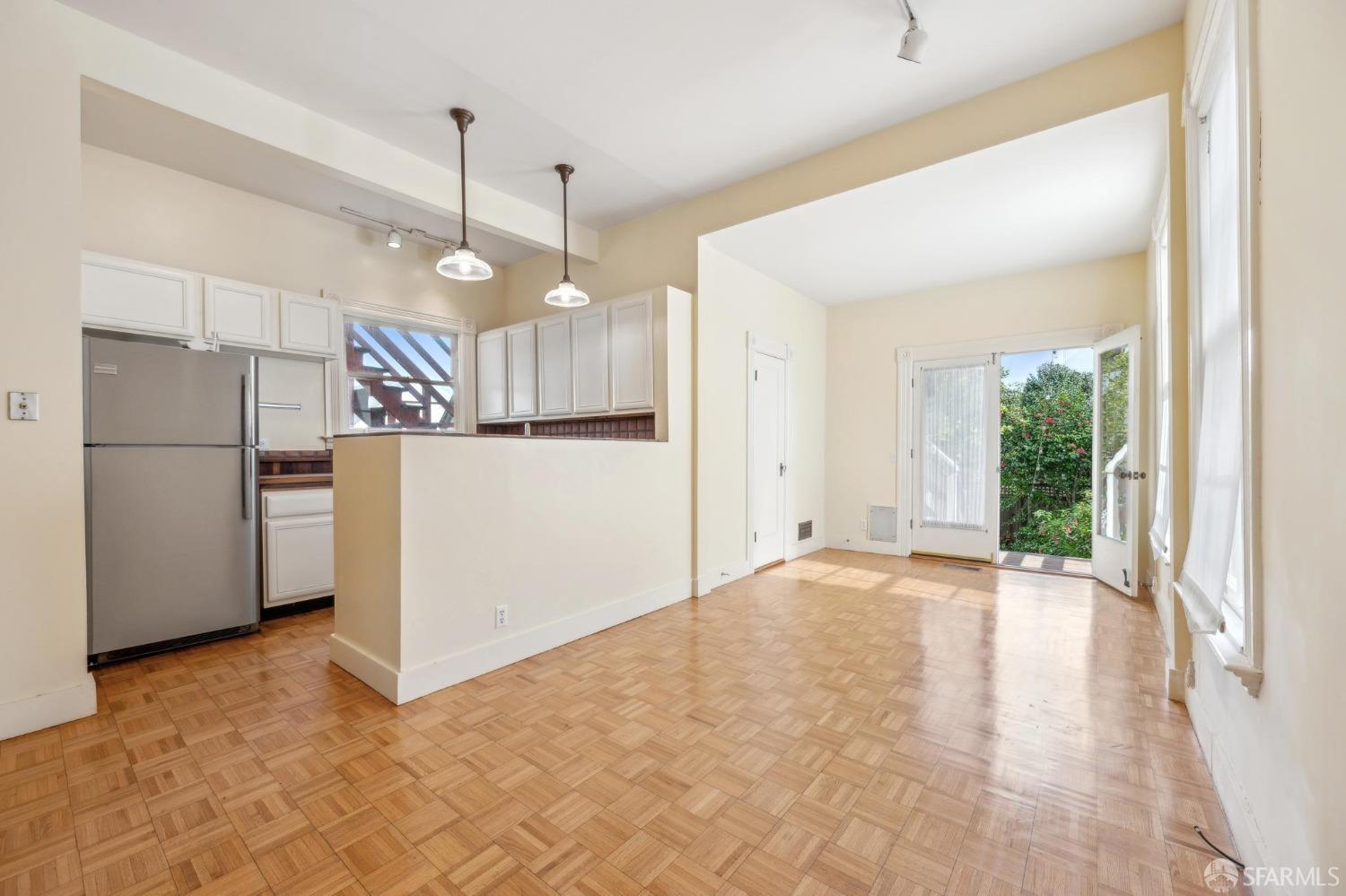 527-529 Noe Street