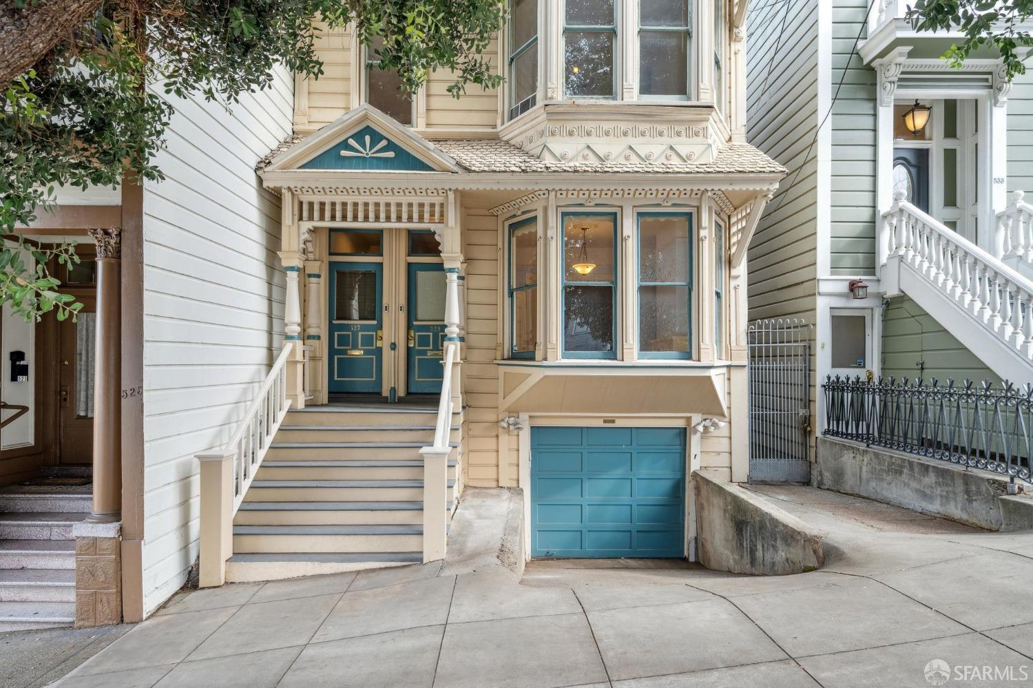 527-529 Noe Street
