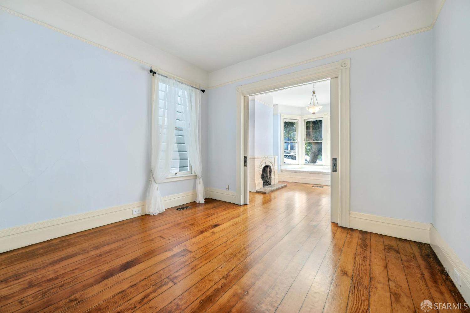 527-529 Noe Street