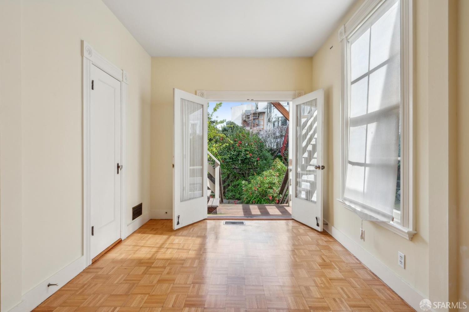 527-529 Noe Street