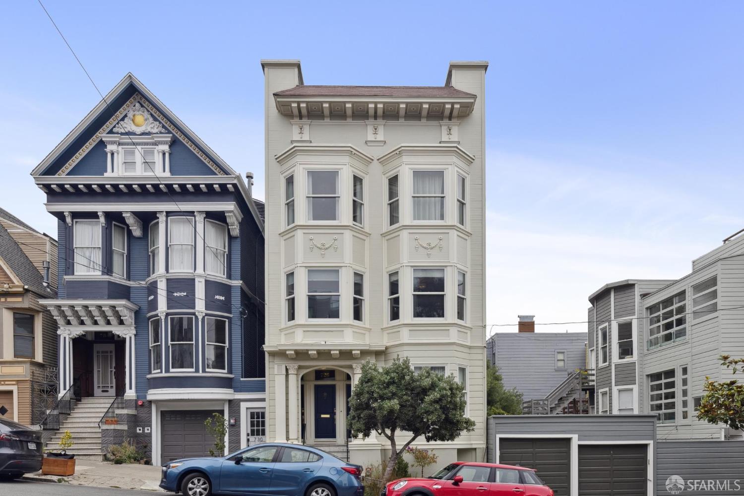 726 Lyon Street