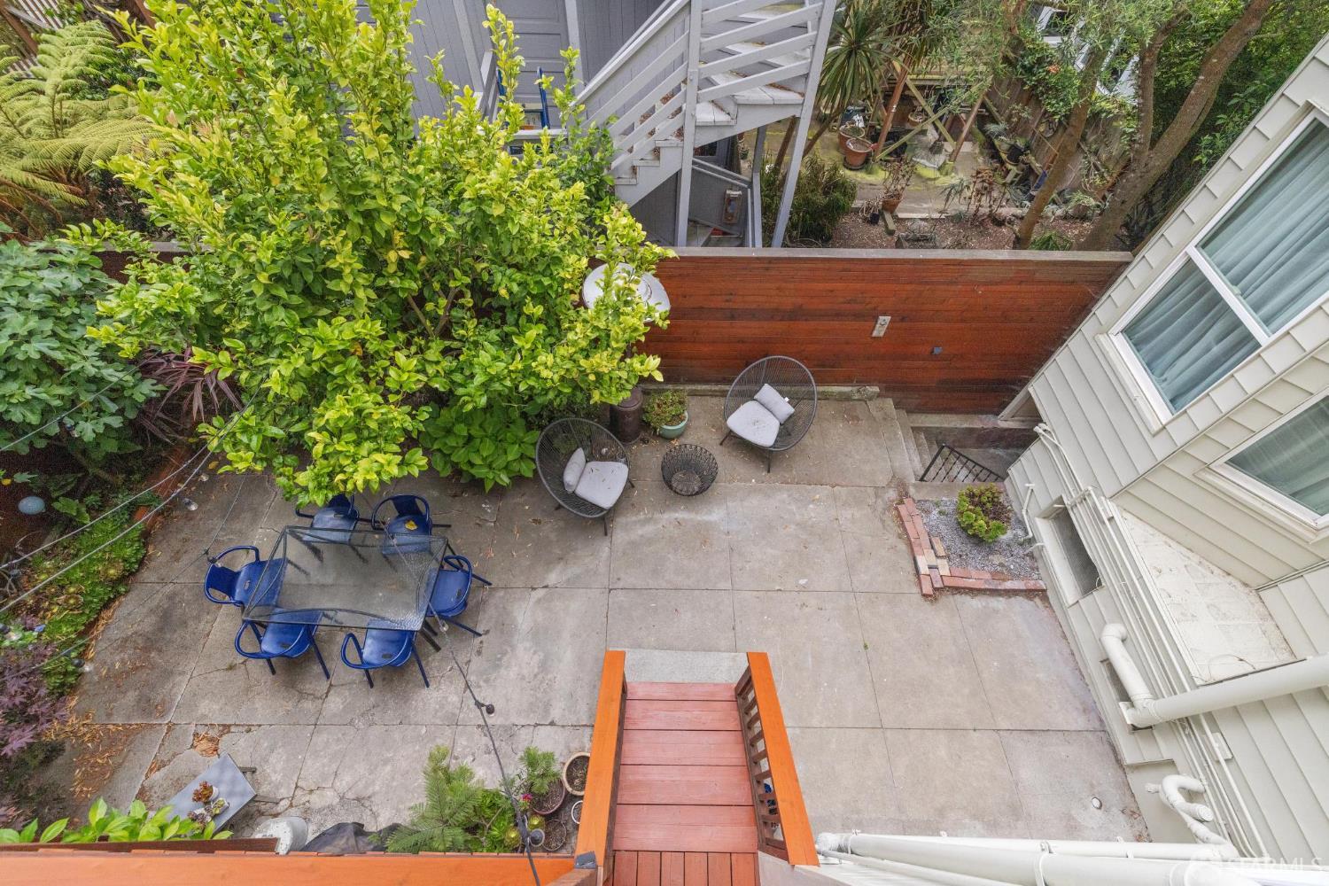 726 Lyon Street