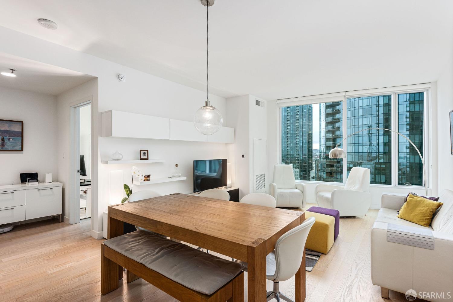 338 Spear Street # 28G