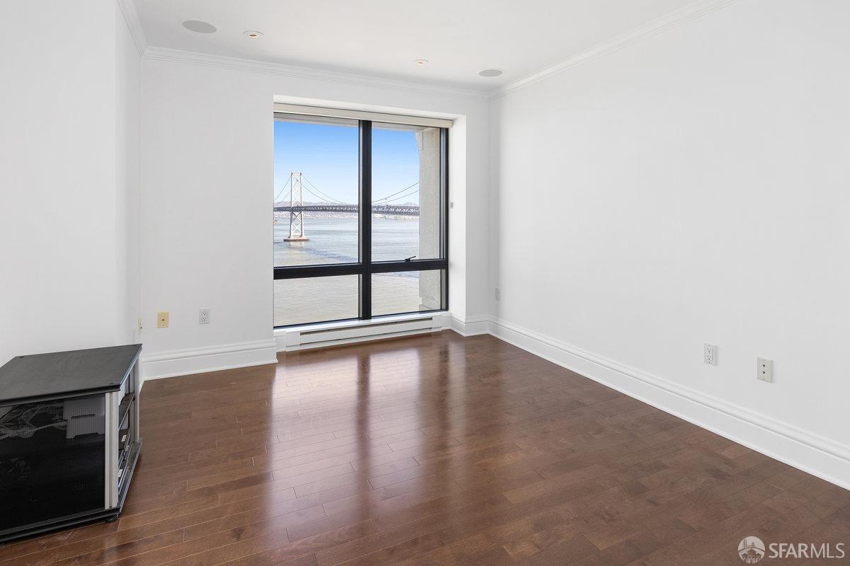 75 Folsom Street # 1802