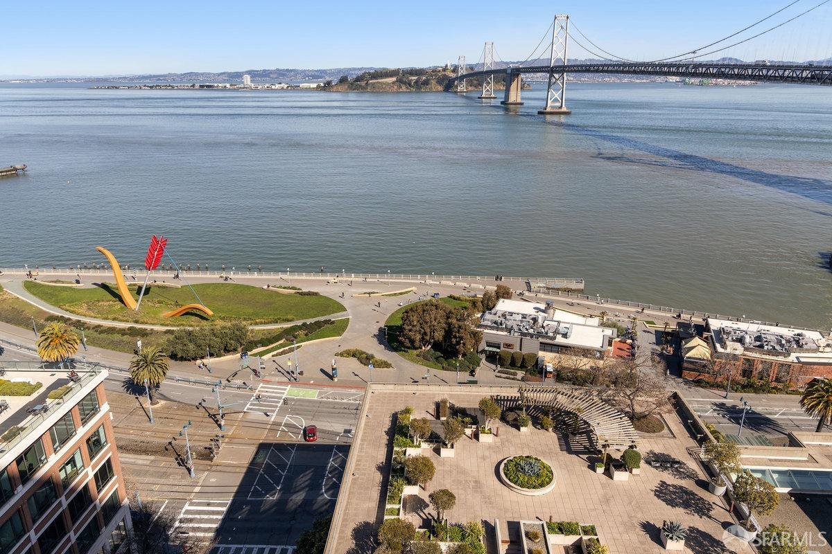 75 Folsom Street # 1802