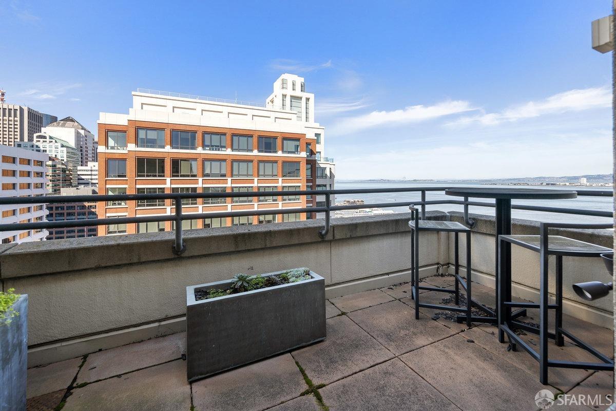 75 Folsom Street # 1802
