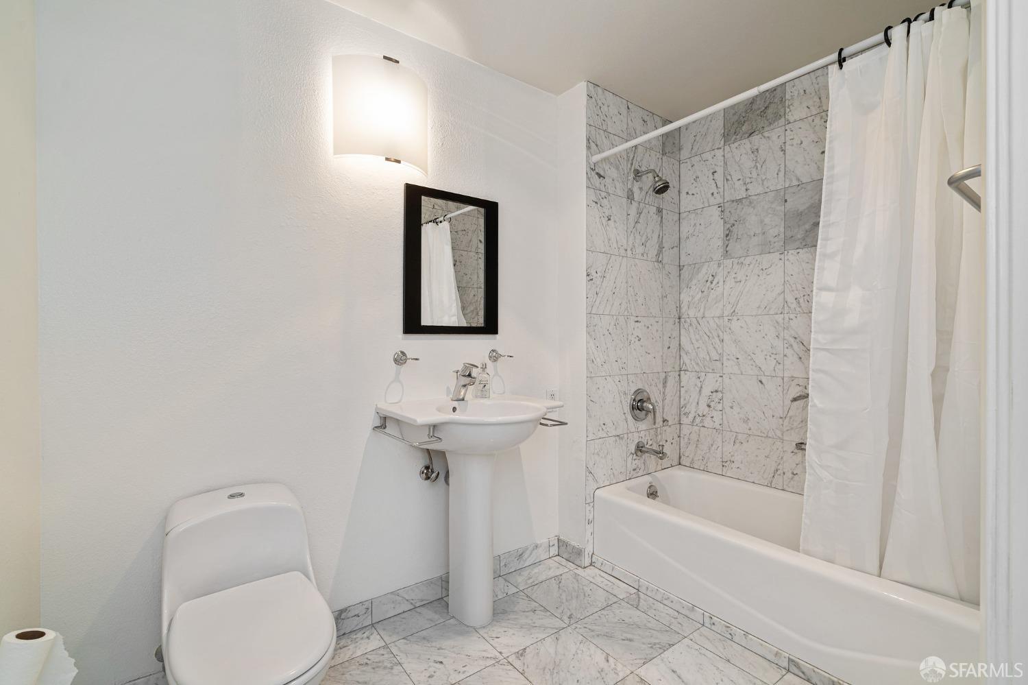 88 King Street # 421