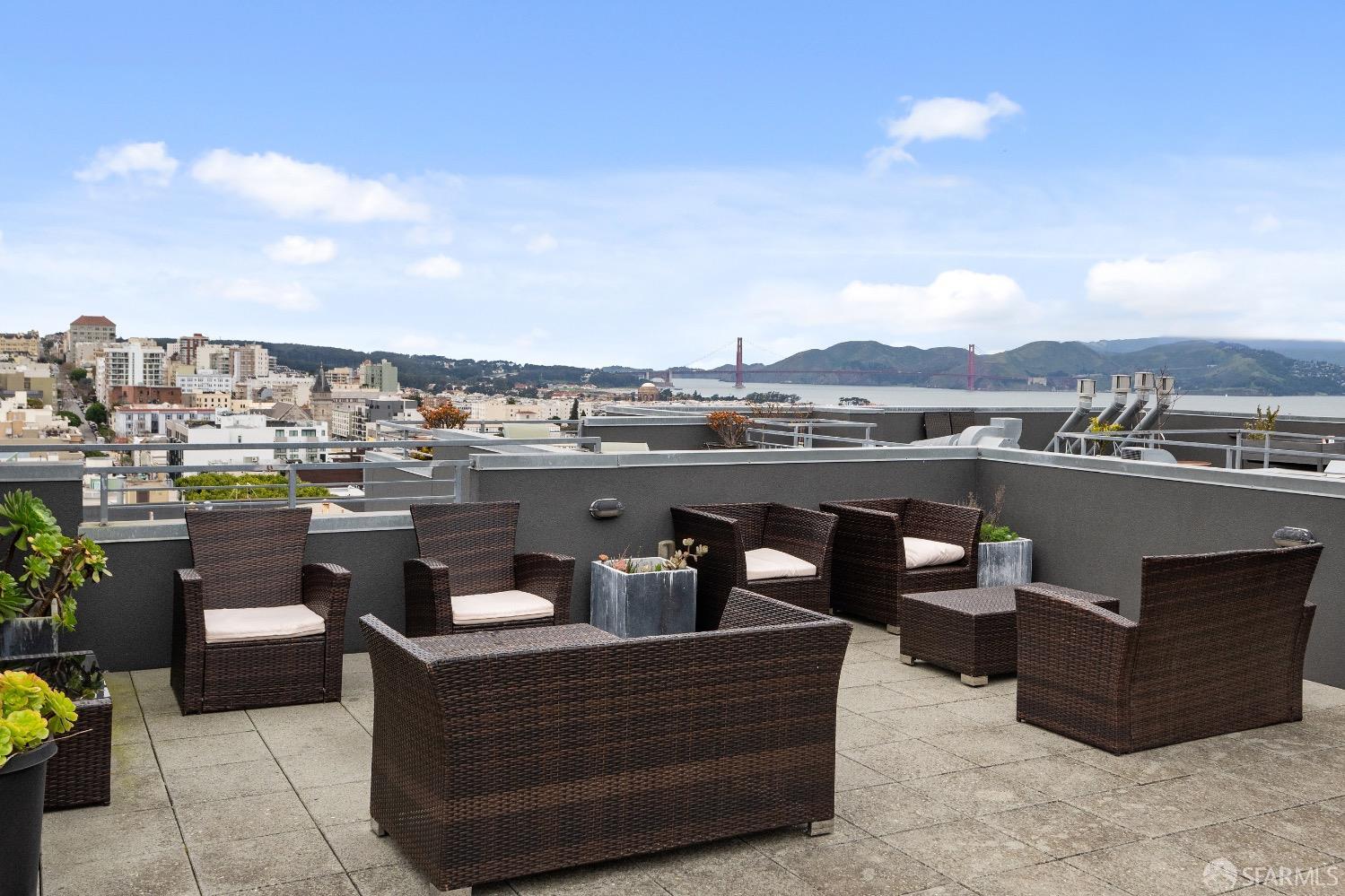 1355 Pacific Avenue # 101