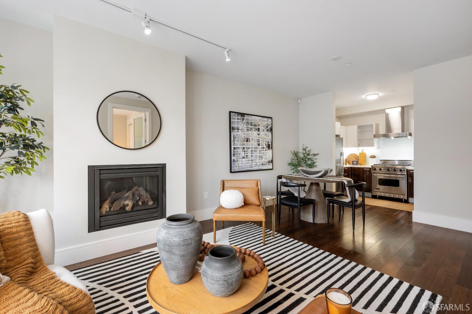 1355 Pacific Avenue # 101