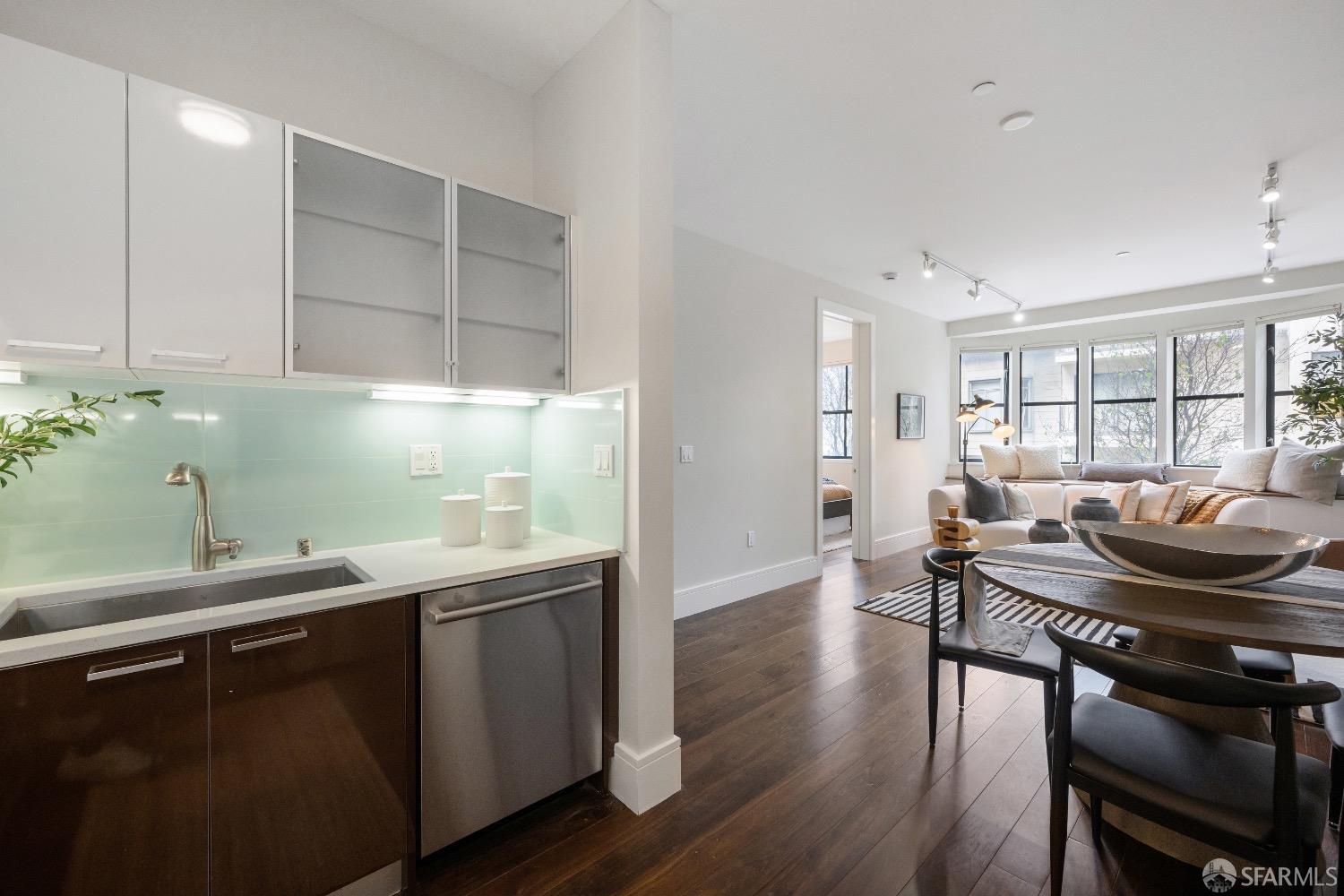 1355 Pacific Avenue # 101