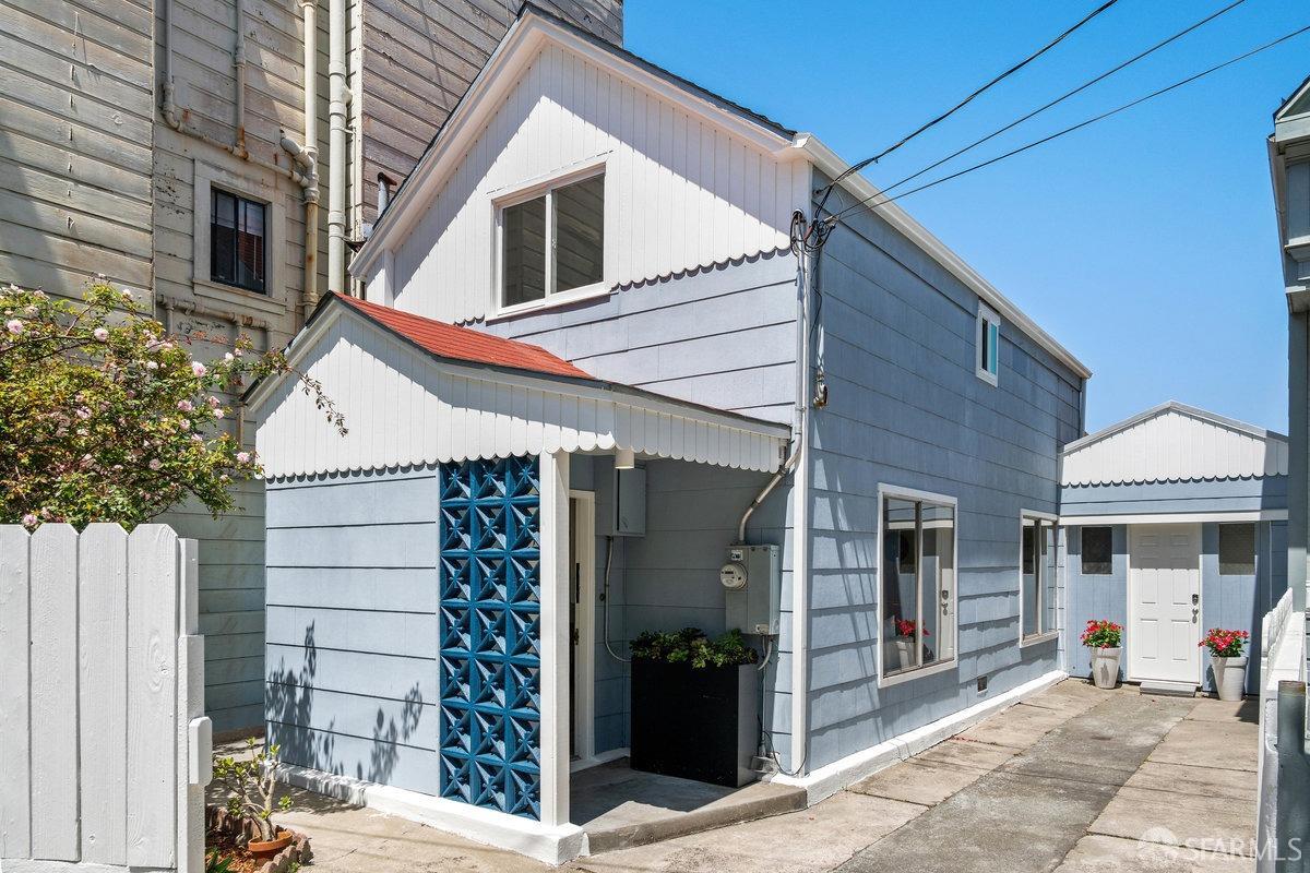 45 Holly Park Circle