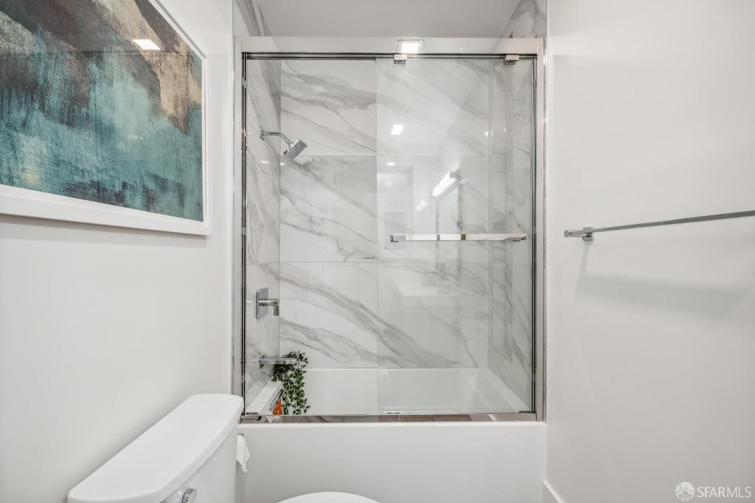 31 Romolo Place # 6