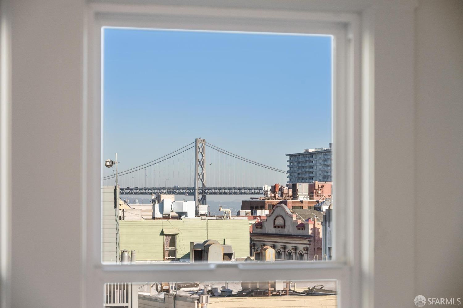 31 Romolo Place # 6