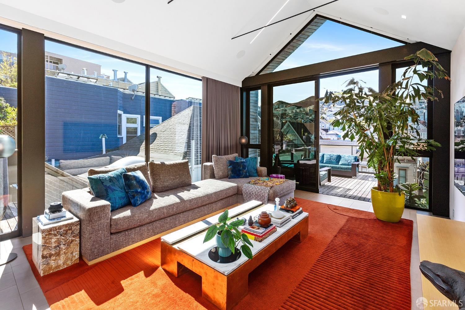 335 Diamond Street