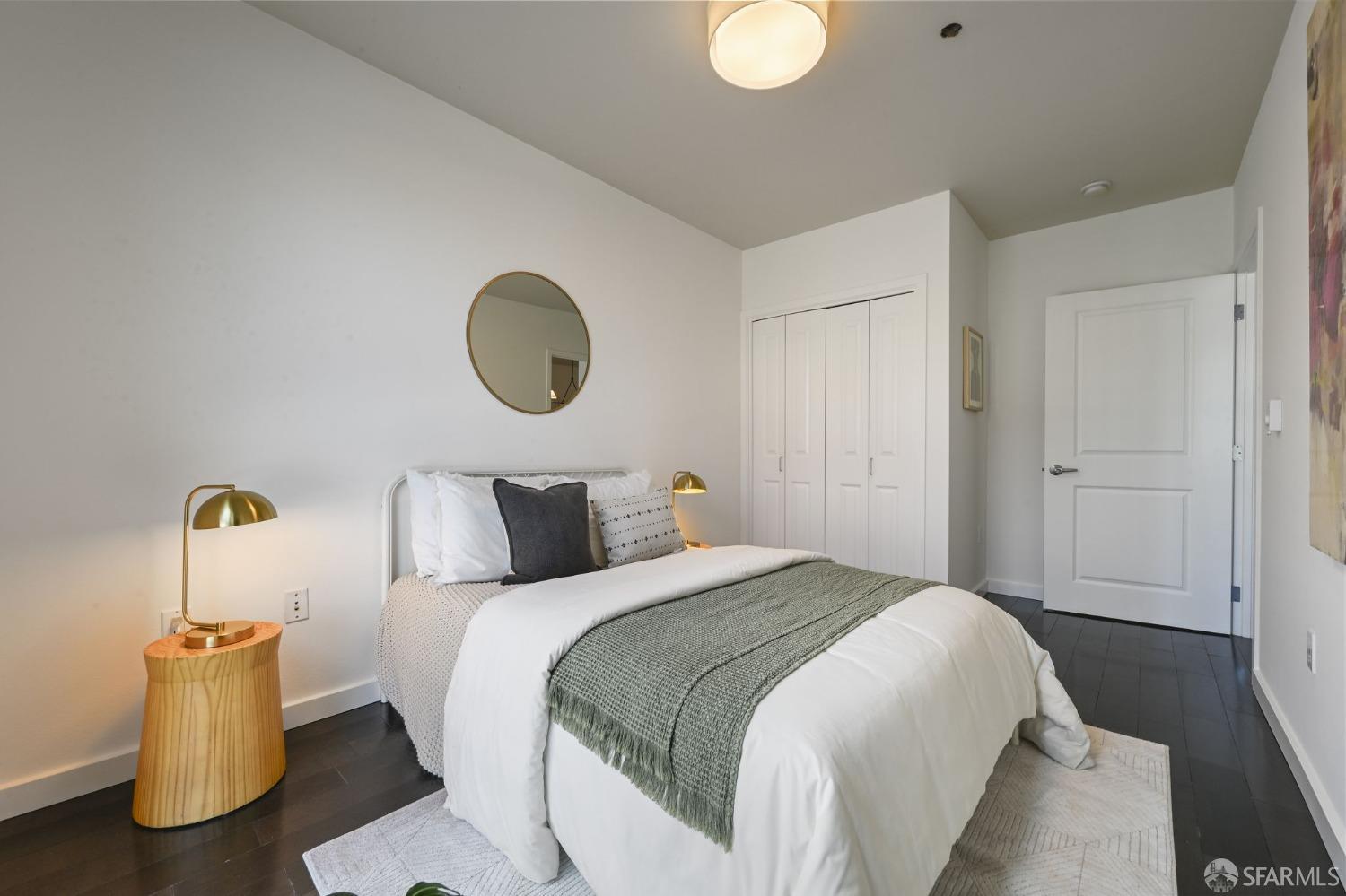 329 Bay Street # 204