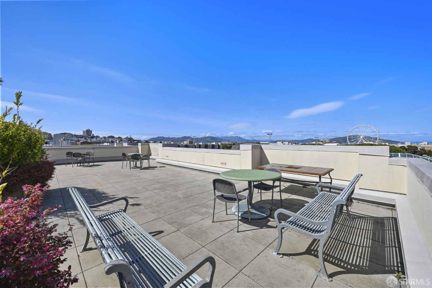 329 Bay Street # 204