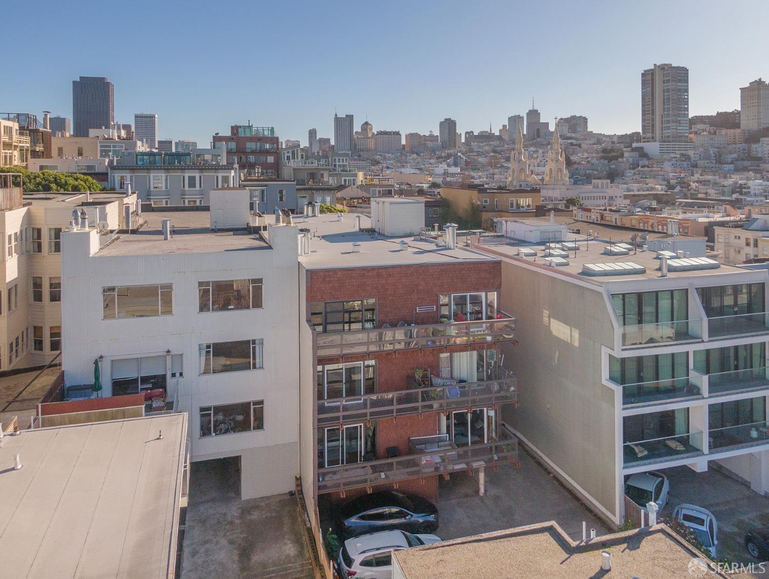 444 Lombard Street