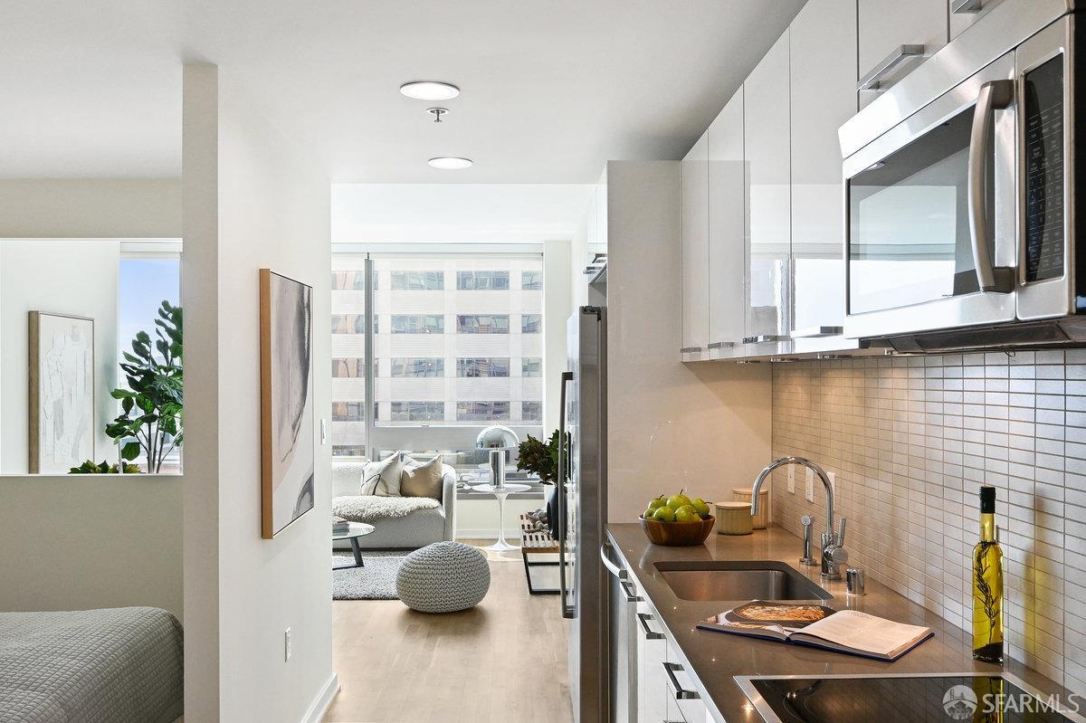 1 Hawthorne Street # 6F