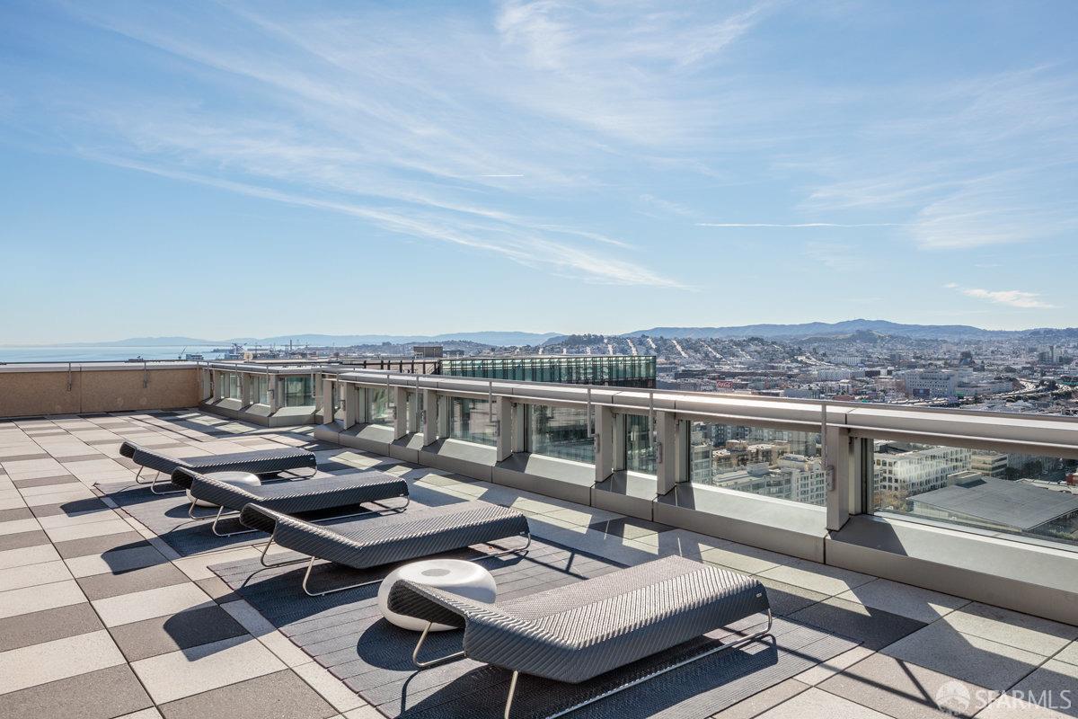 1 Hawthorne Street # 6F