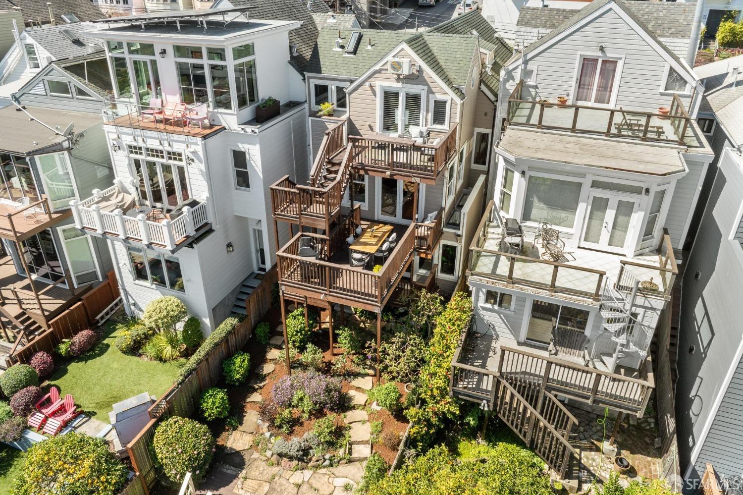 441 Douglass Street