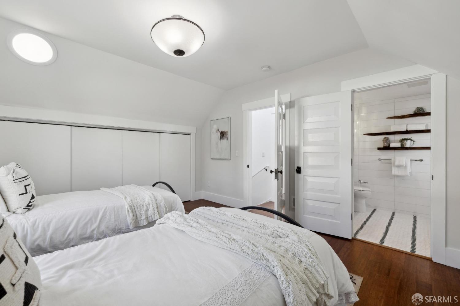 441 Douglass Street
