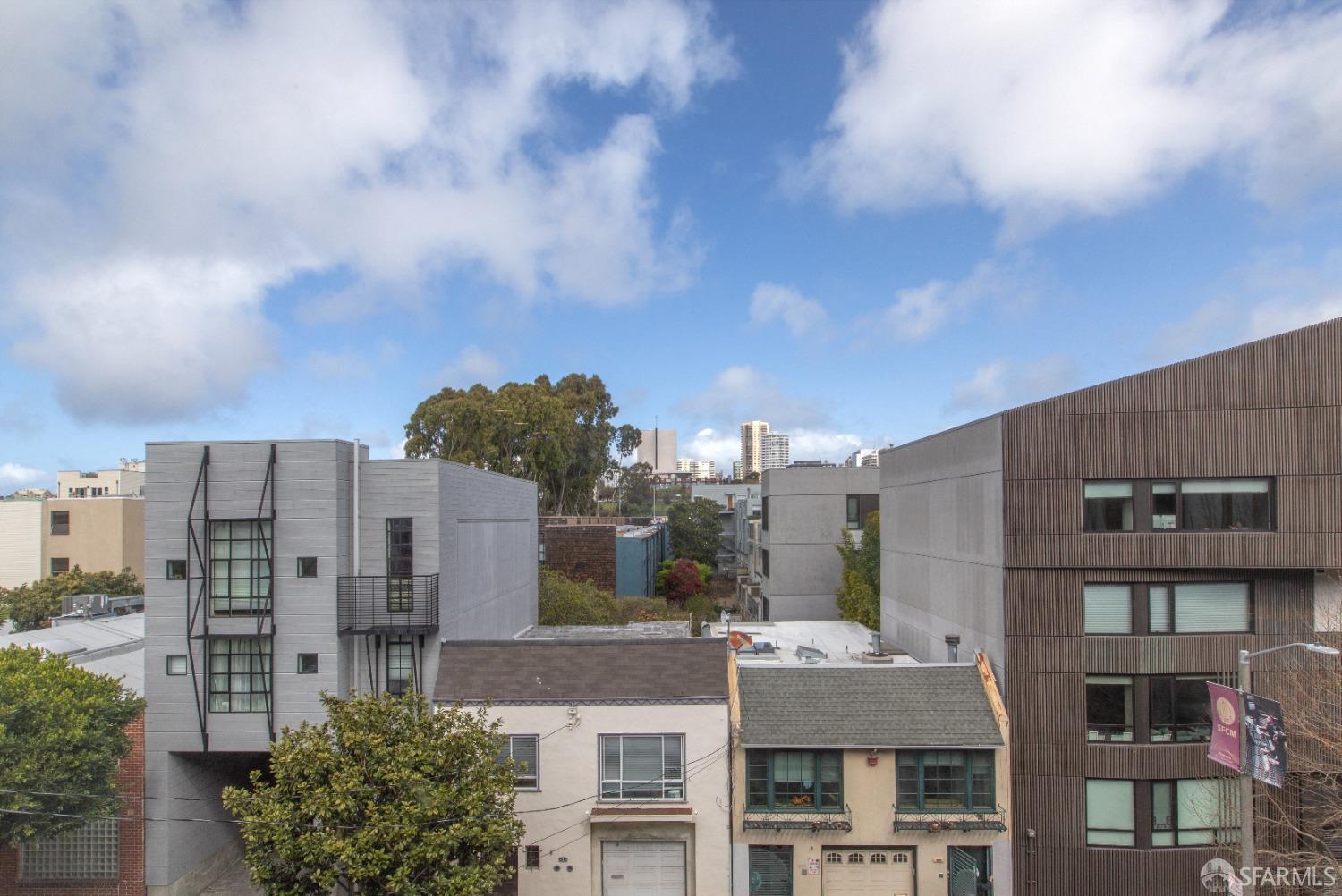300 Ivy Street # 401