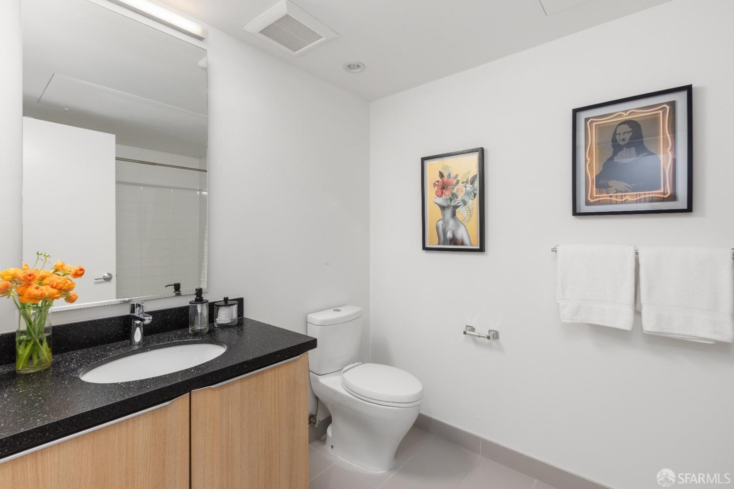 300 Ivy Street # 401