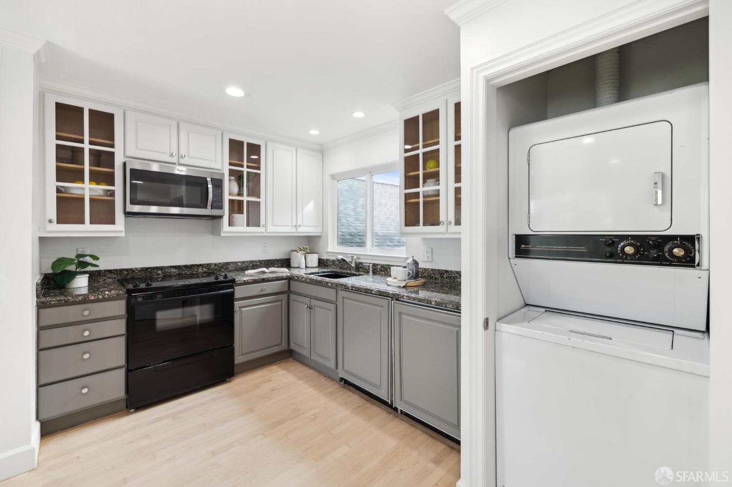 2025 Broderick Street # 6