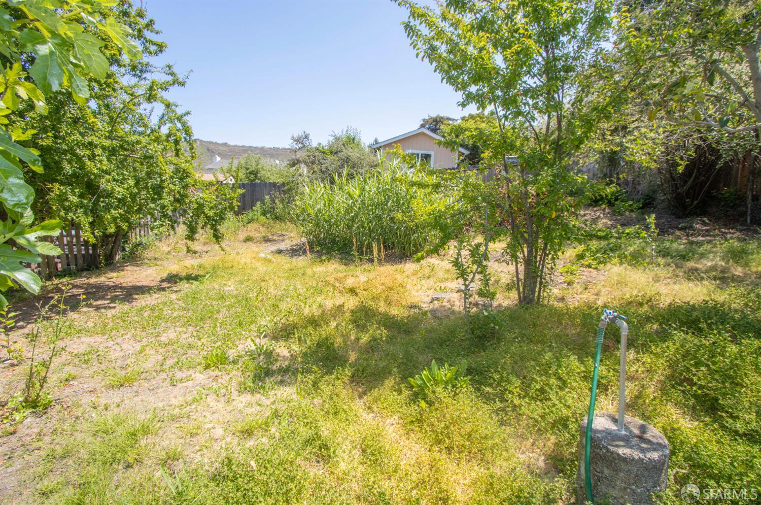 7520 Sunkist Drive
