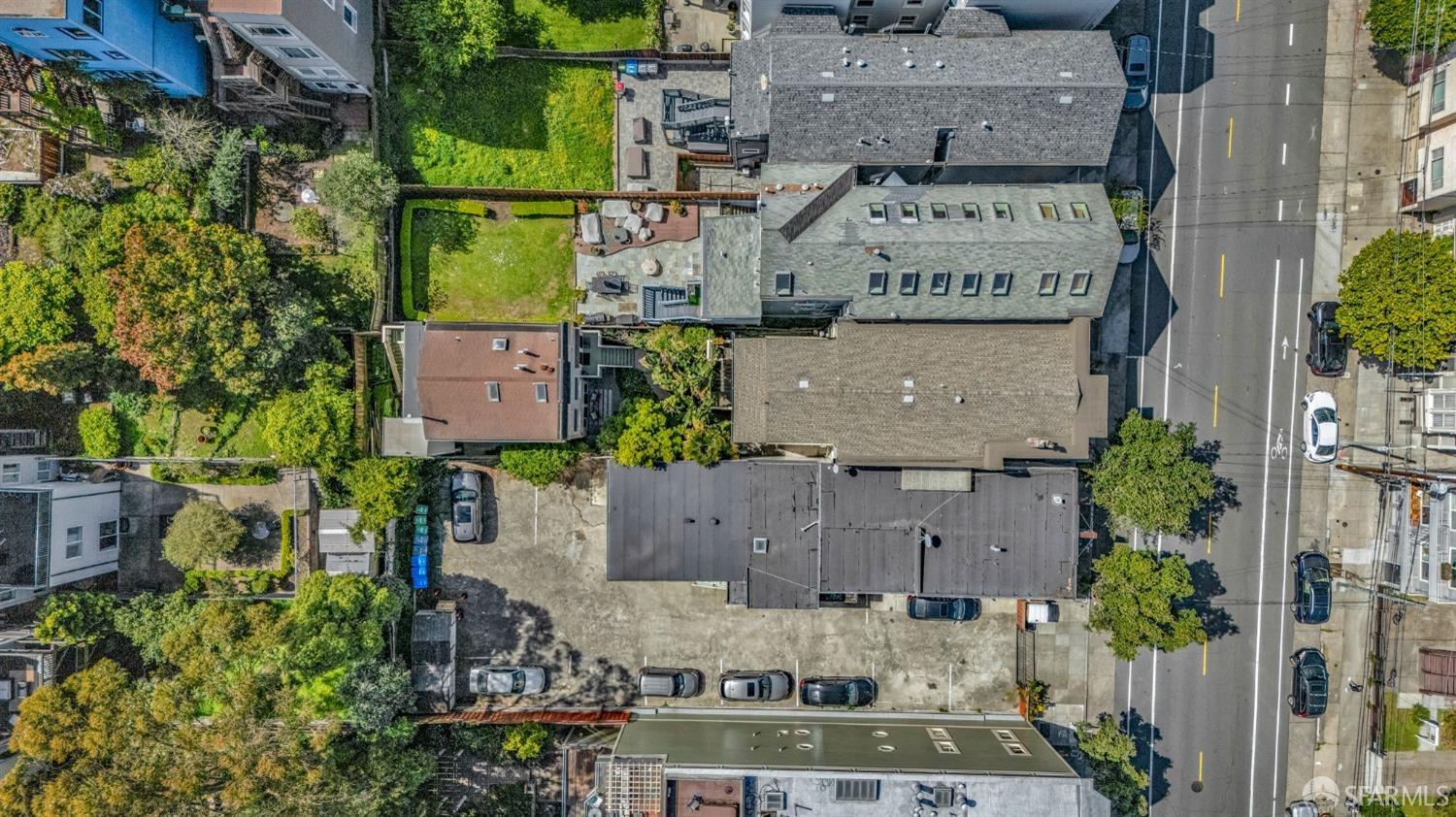 2569 Post Street