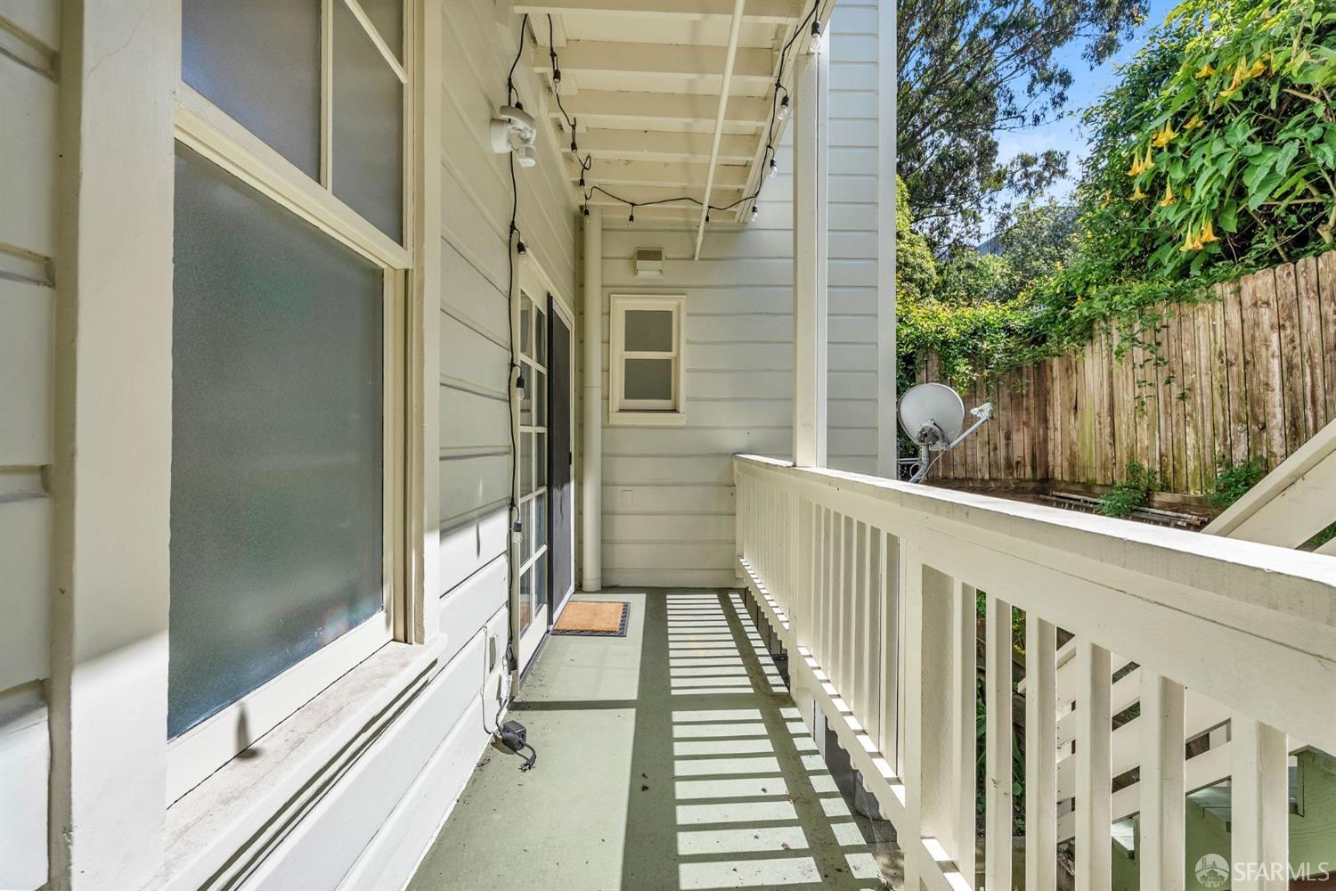 2569 Post Street