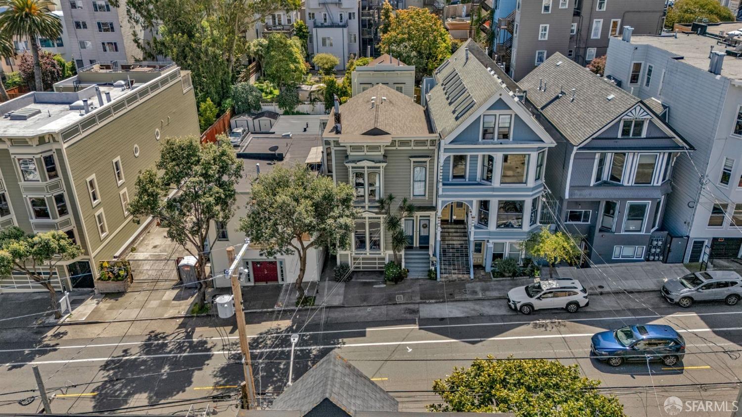 2569 Post Street