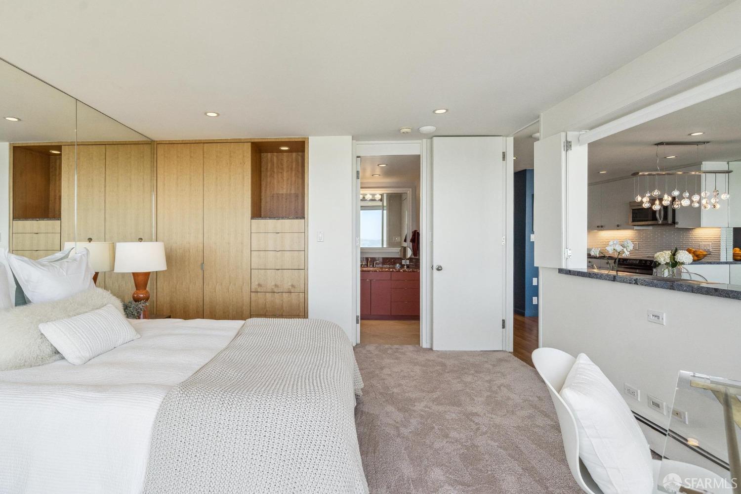 1050 North Point Street # 1606