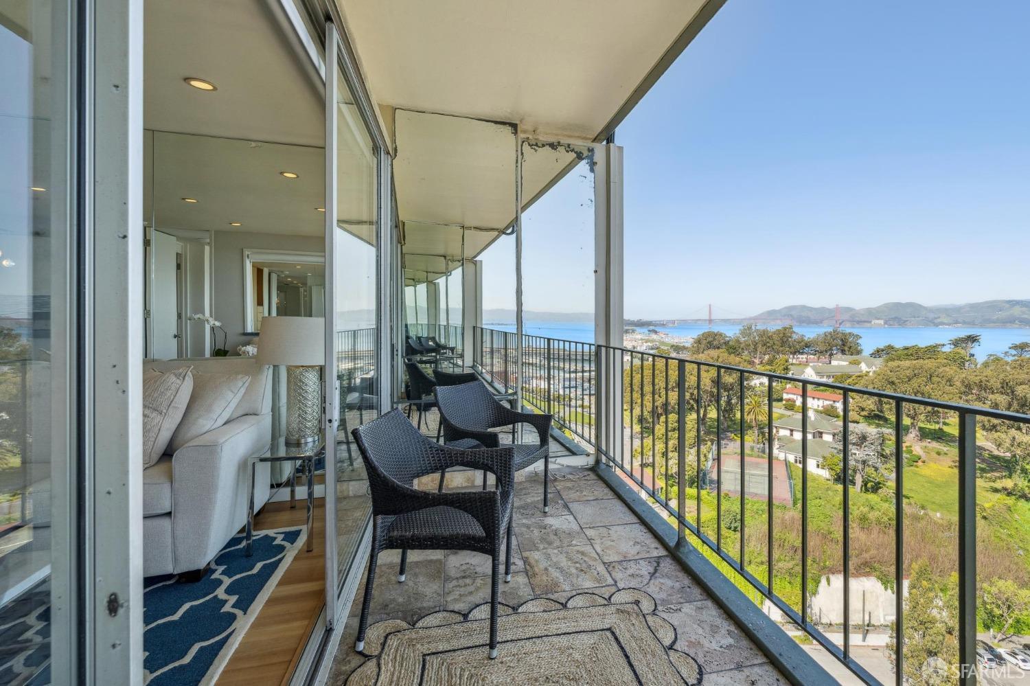 1050 North Point Street # 1606