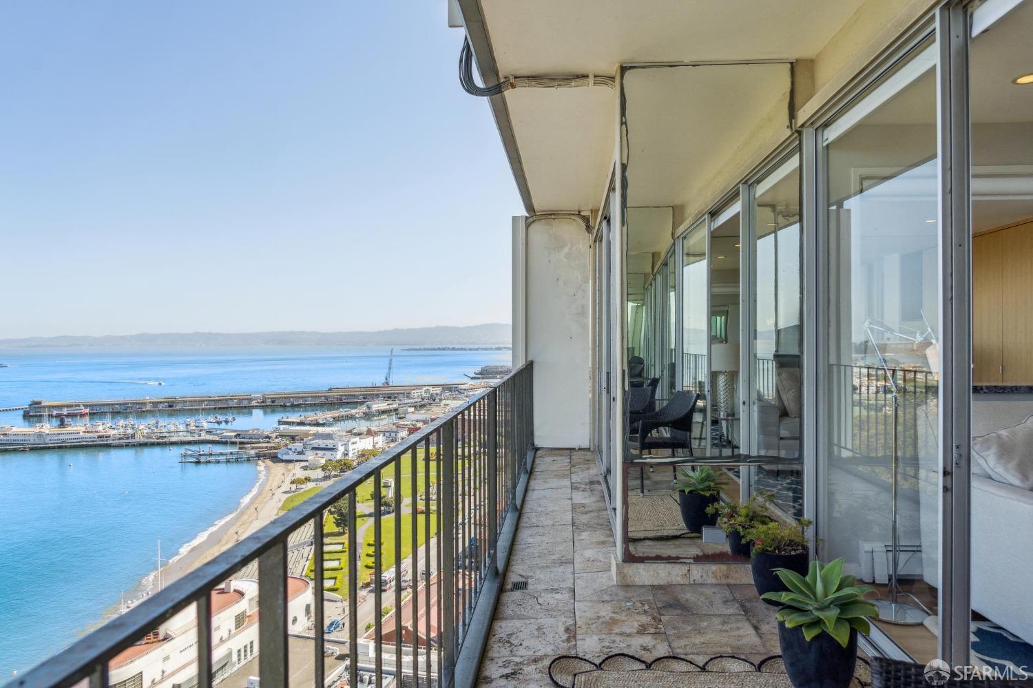 1050 North Point Street # 1606