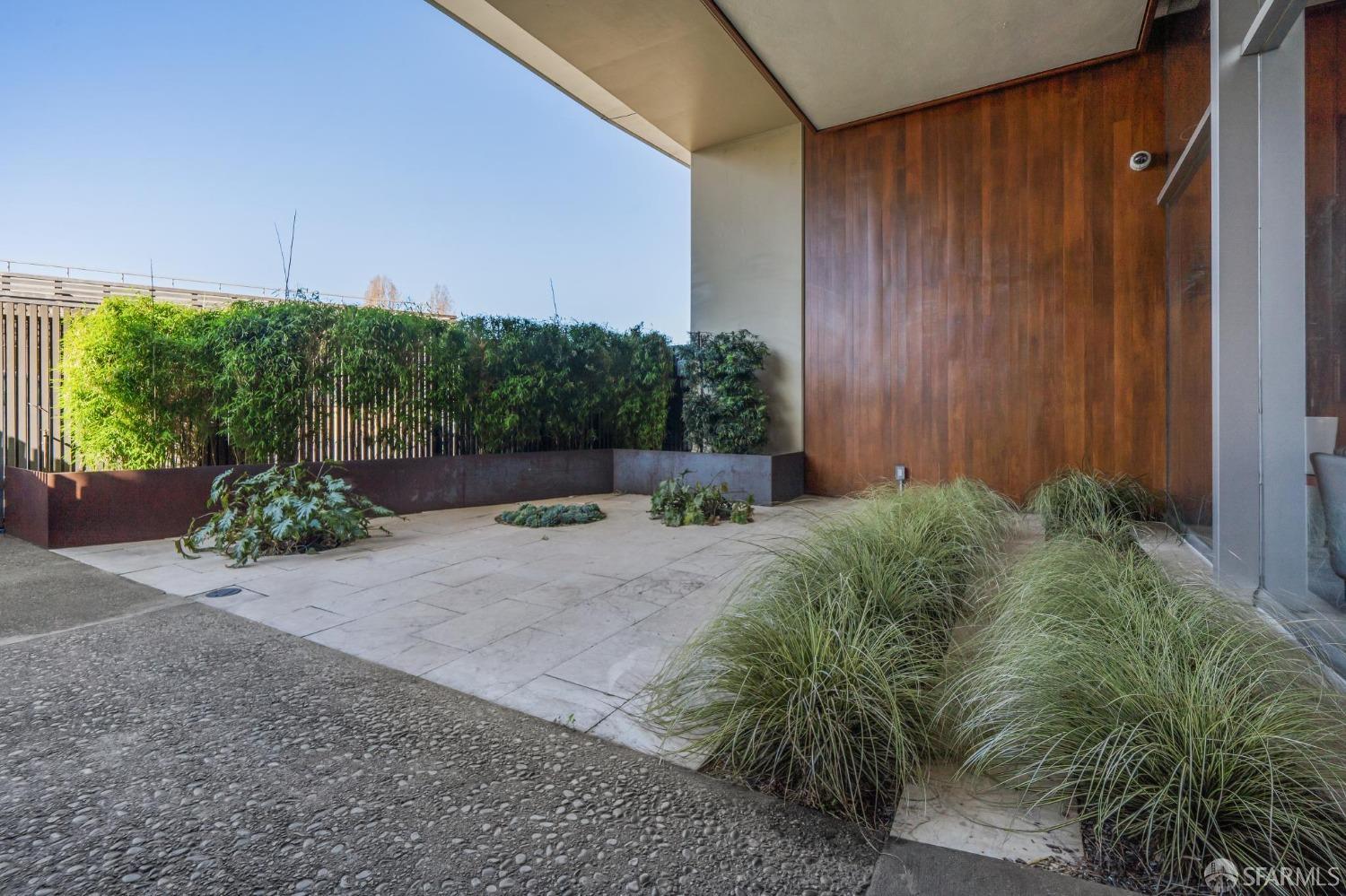 1050 North Point Street # 1606