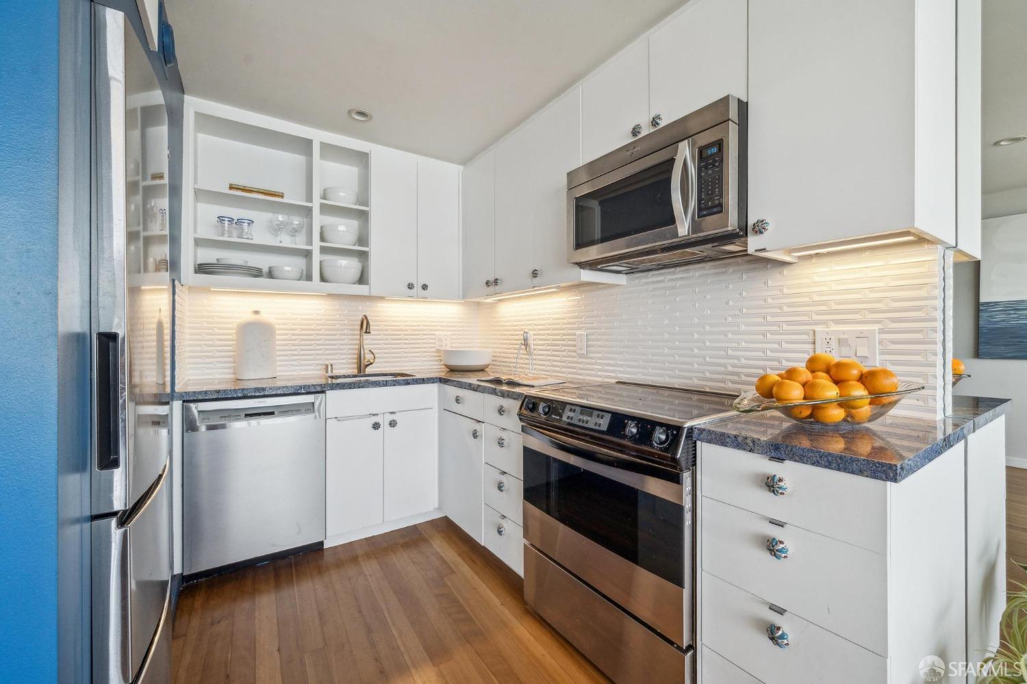 1050 North Point Street # 1606