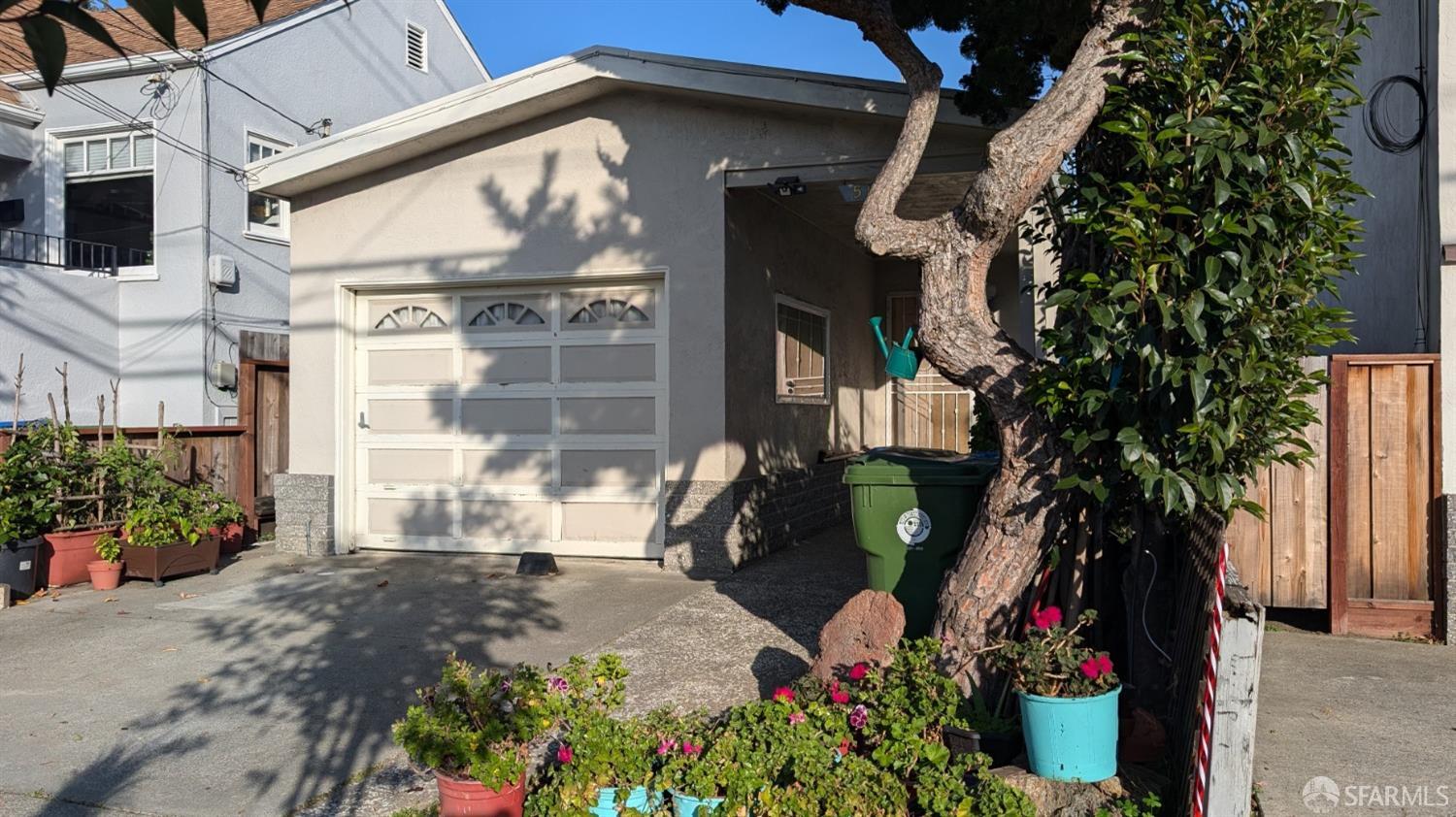 516 Lexington Avenue