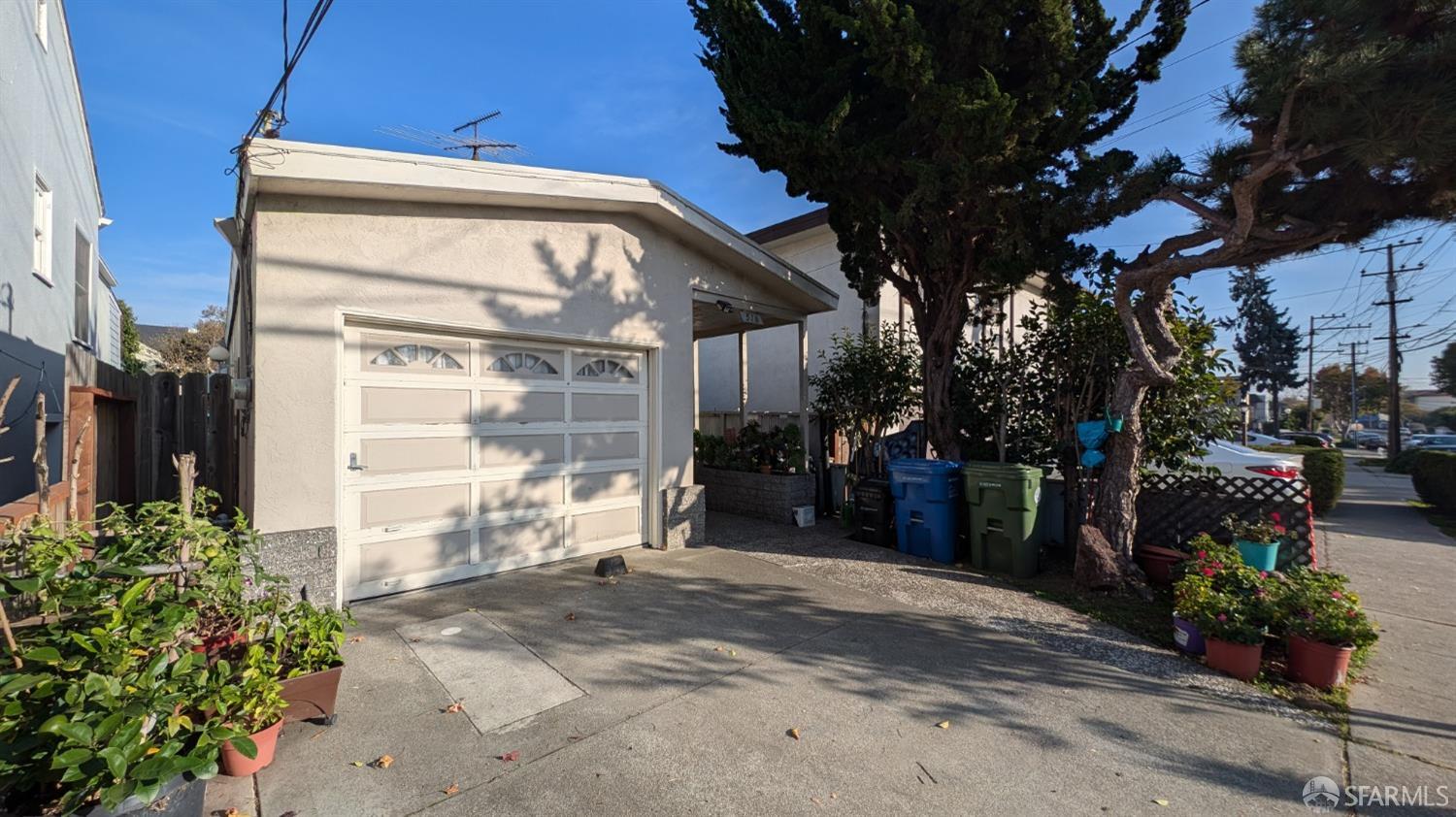 516 Lexington Avenue