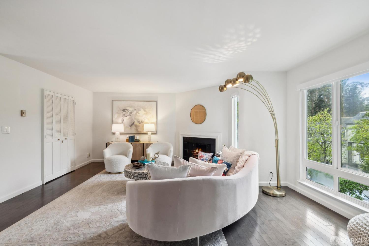 620 Clarendon Avenue