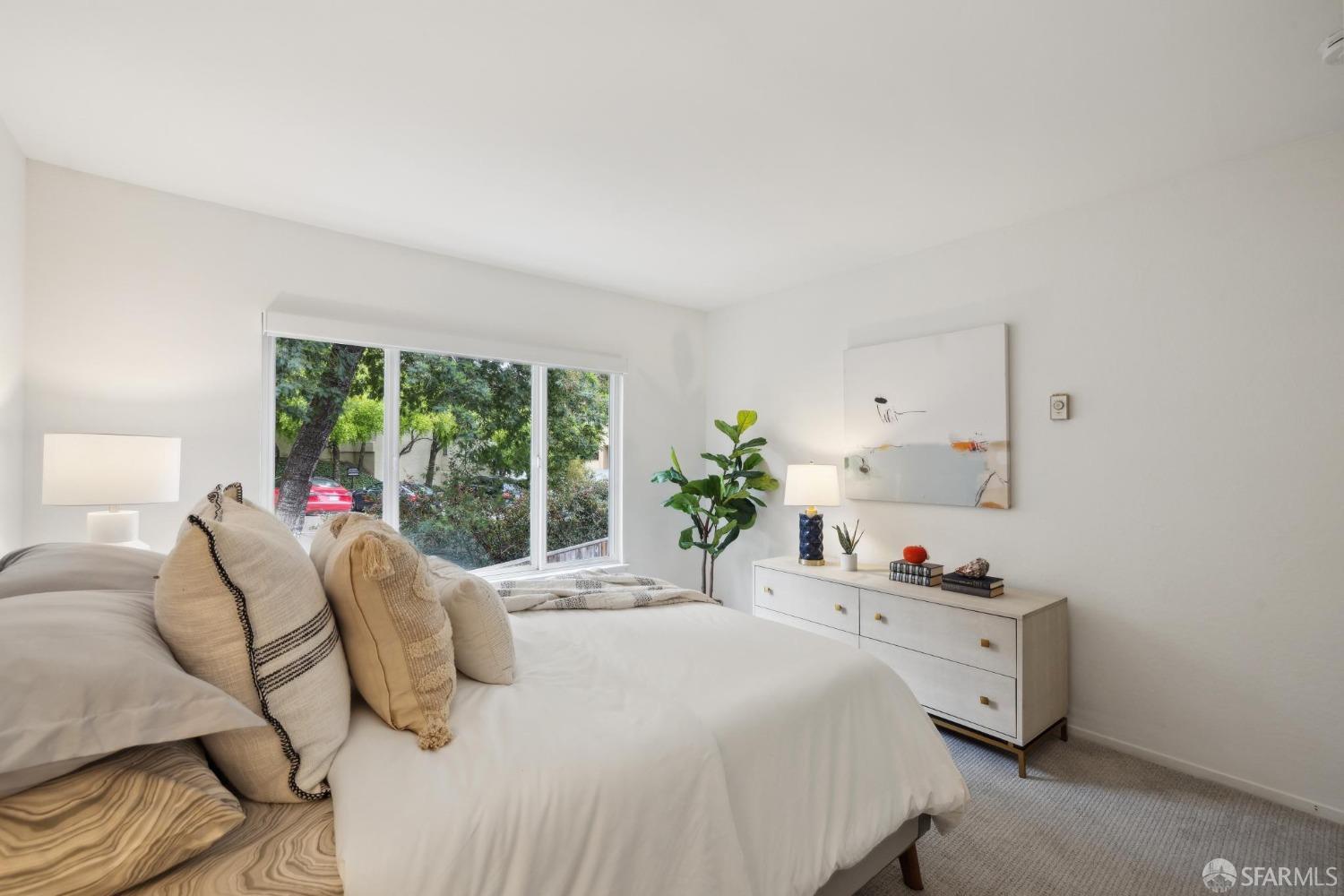 620 Clarendon Avenue