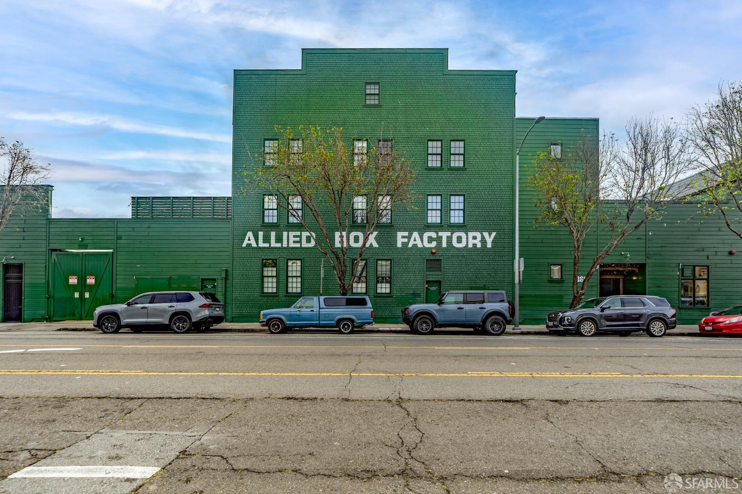 2169 Folsom Street # A100