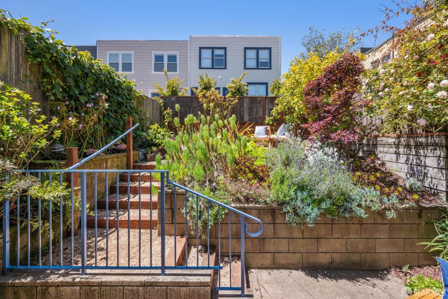 25 Roselyn Terrace
