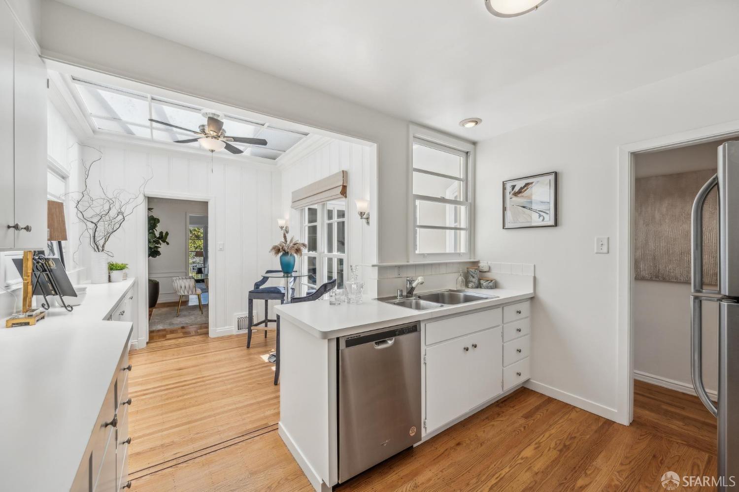 25 Roselyn Terrace