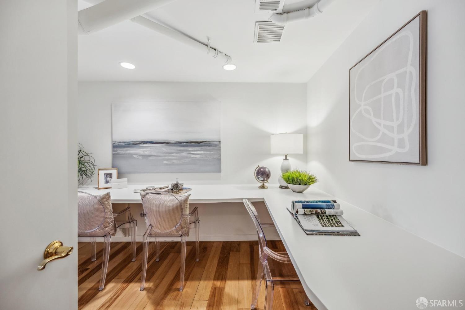 25 Roselyn Terrace