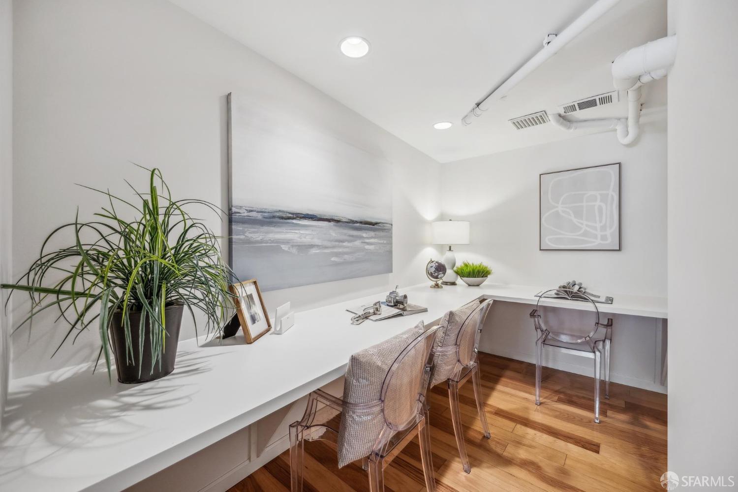 25 Roselyn Terrace