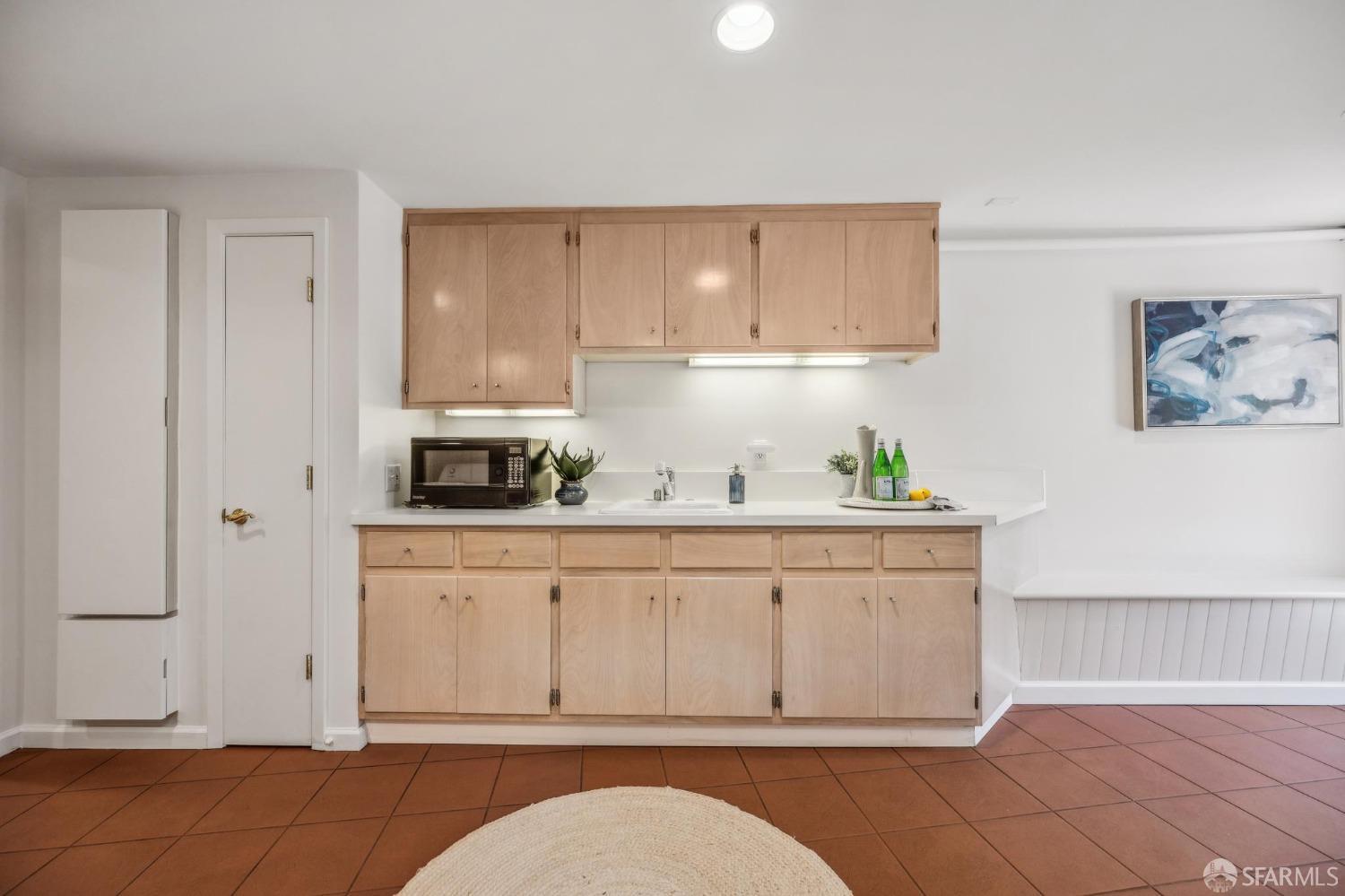 25 Roselyn Terrace